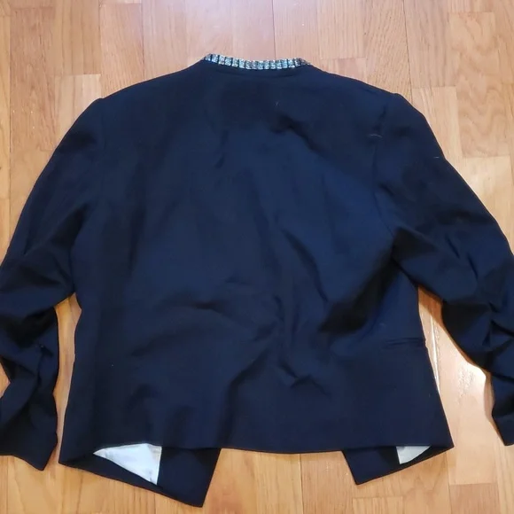 H & M Slightly Cropped Blazer with metallic beading detail - Picture 10 of 10